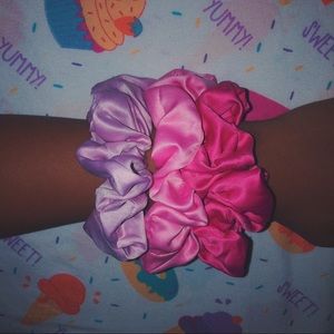 ♡ FINAL SALE ♡ cotton candy scrunchie set